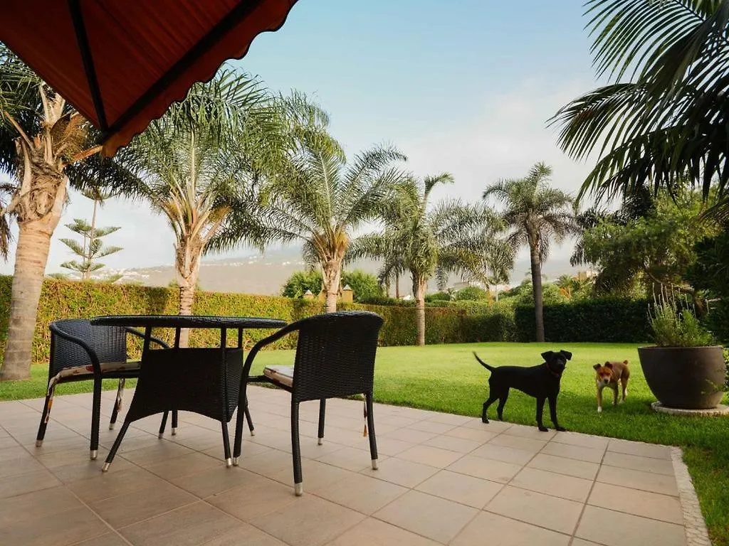 Lujoso Apartamento En Finca Robles 1 Apartment La Orotava Spain